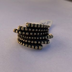 Lia Sophia beautiful size 7 ring